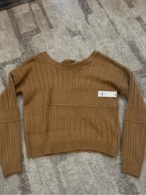 NWT- Francesca’s Sweater